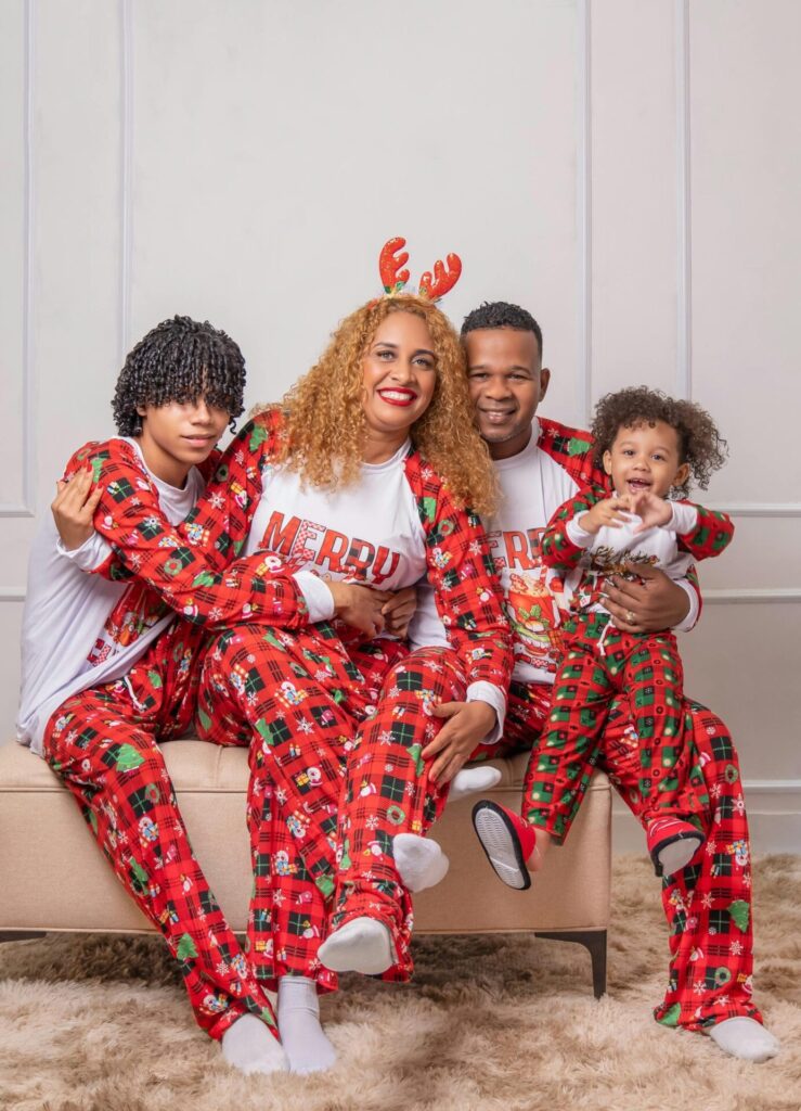 “Holiday Laughter Guaranteed: Hilarious Christmas Board Games for Family Gatherings”